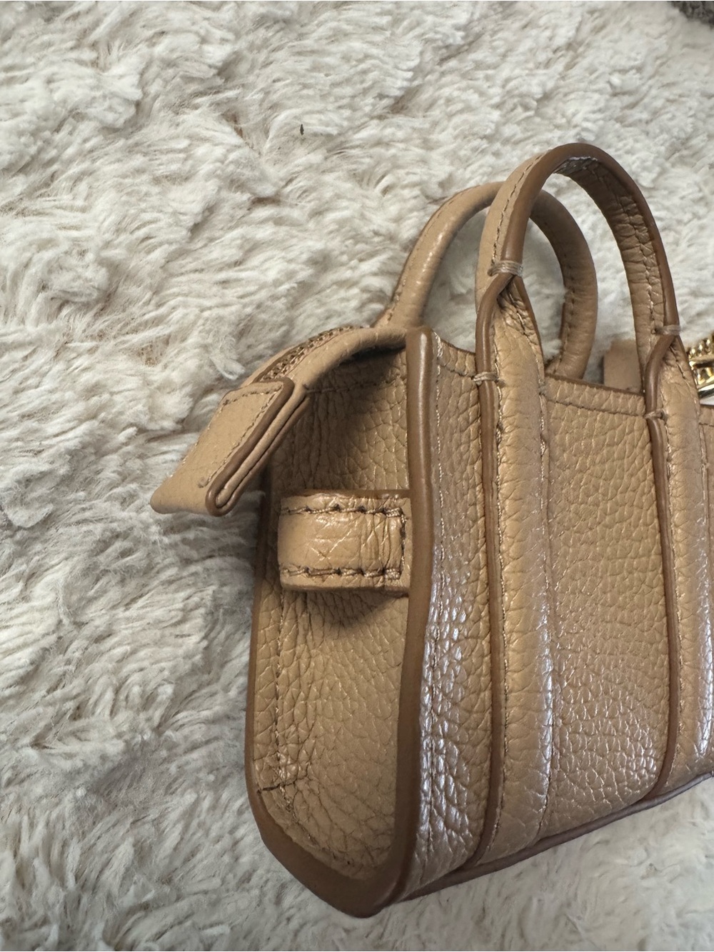 Marc Jacobs The Nano Tote Bag - Picture 3 of 6
